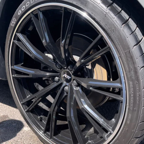 INFINITY BLACK - Plastic and rubber polish